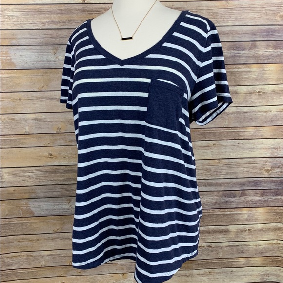 Torrid Sz 2/2X Blue/White Striped Tee Shirt